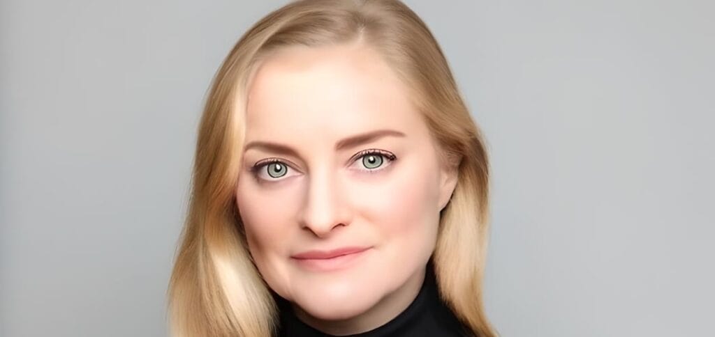 Jennifer Catto - Sabre HD uff. stampa