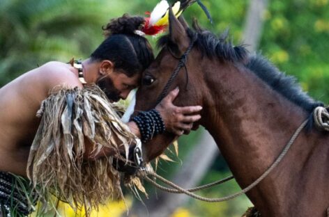 “Follow Your Feelings”: la campagna spaccacuore di Tahiti