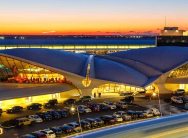 United torna a New York Jfk. E Ita sorride