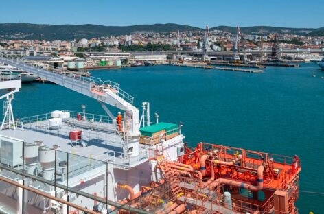 Fincantieri, il titolo accelera in Borsa