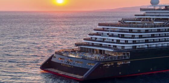 Sardegna, la prima volta di una nave da crociera a Carloforte