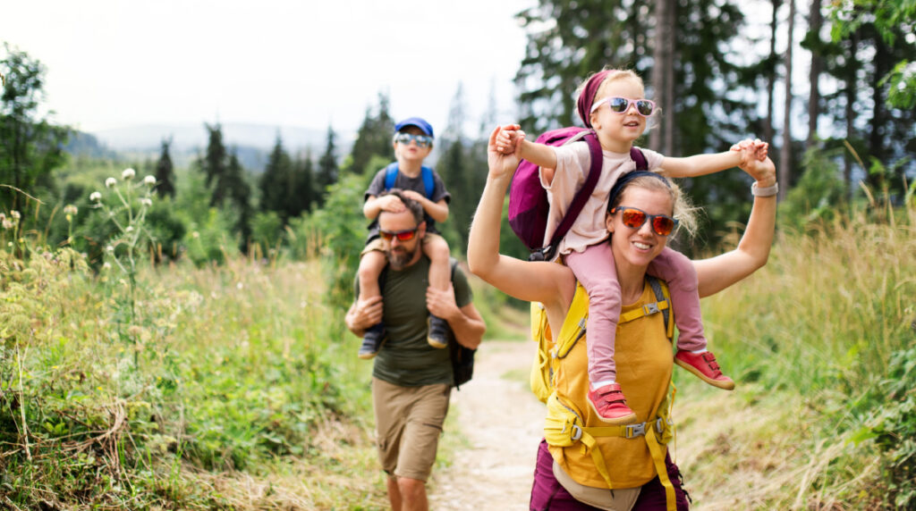Family tourism open air_adobe