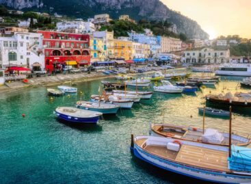 Overtourism, la mossa di Capri: riorganizzati i flussi al porto
