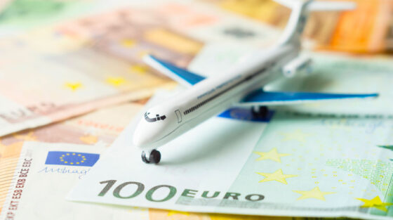 Iata contro l’Ue su bagagli e ritardi: “L’anti Robin Hood”