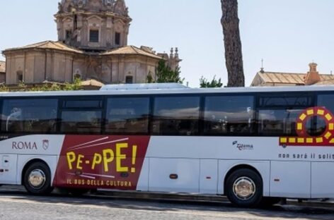 A Roma arriva Pe-ppe: il bus gratuito che porta a spasso i turisti