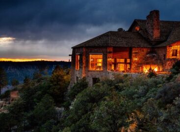 Incendio in Arizona: distrutto lo storico Grand Canyon Lodge