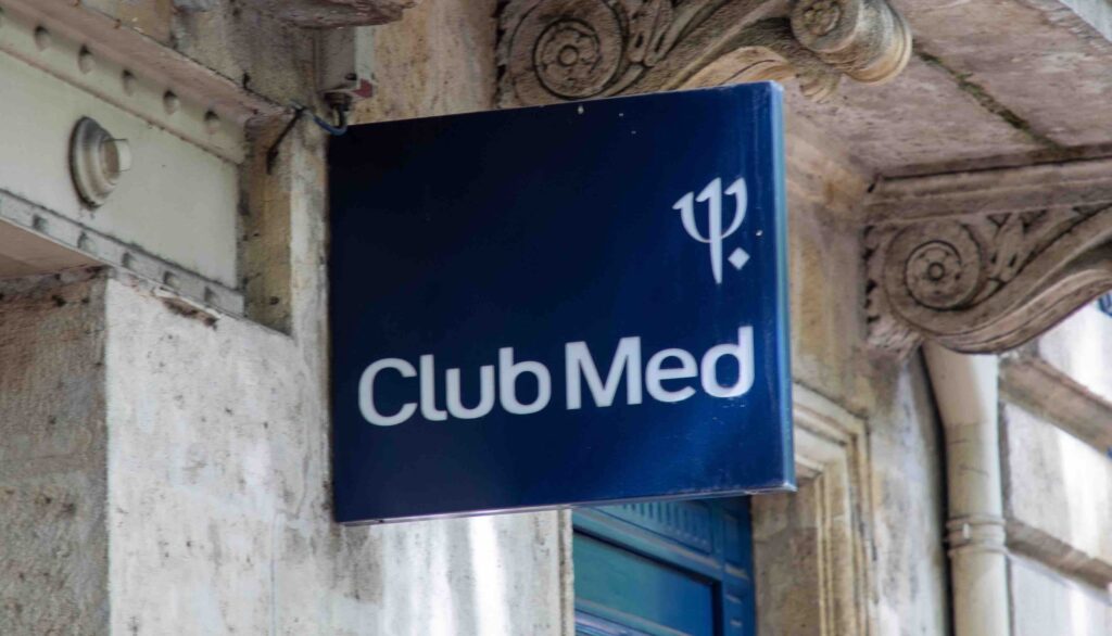 club med adobe