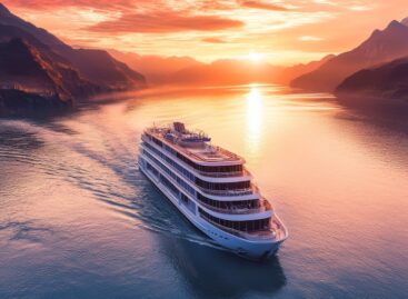 La cinese Century Cruise sbarca sui fiumi d’Europa