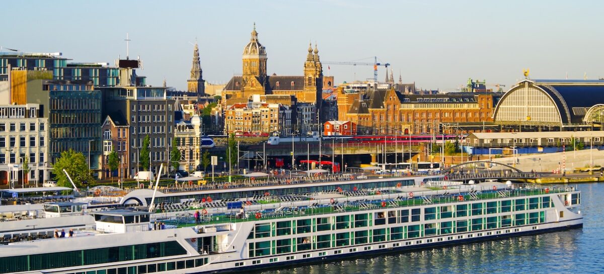 E ora Amsterdam limita le crociere fluviali