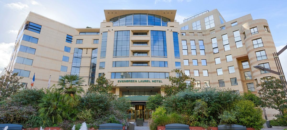 Barcelò debutta in Francia: acquisito l’Evergreen Laurel di Parigi