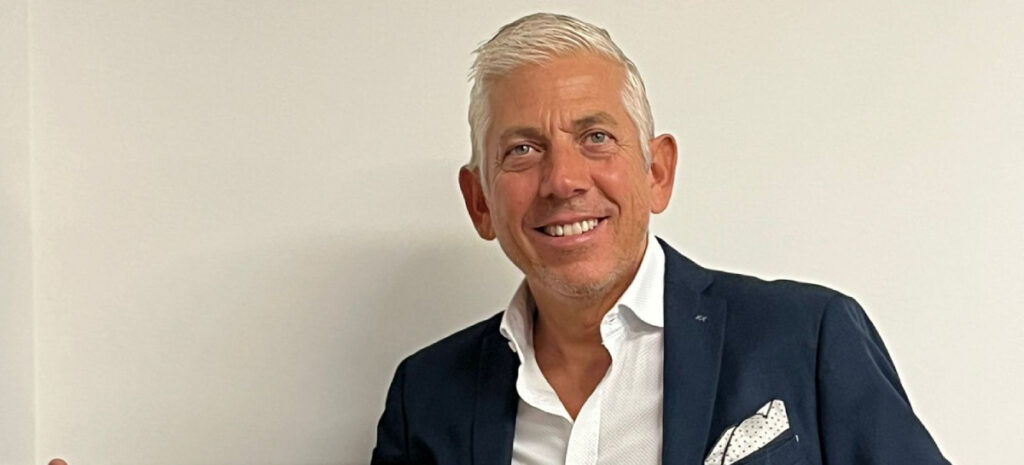 Perazzoli_Tour2000_uff.st.