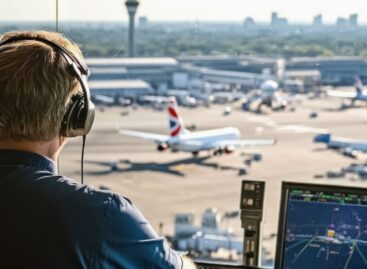 Controllori di volo, sospeso lo sciopero in Francia