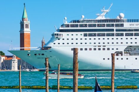 Overtourism: se la città blocca le navi da crociera