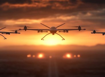 Missili su Dubai e caos voli Medio Oriente dopo l’attacco all’Iran