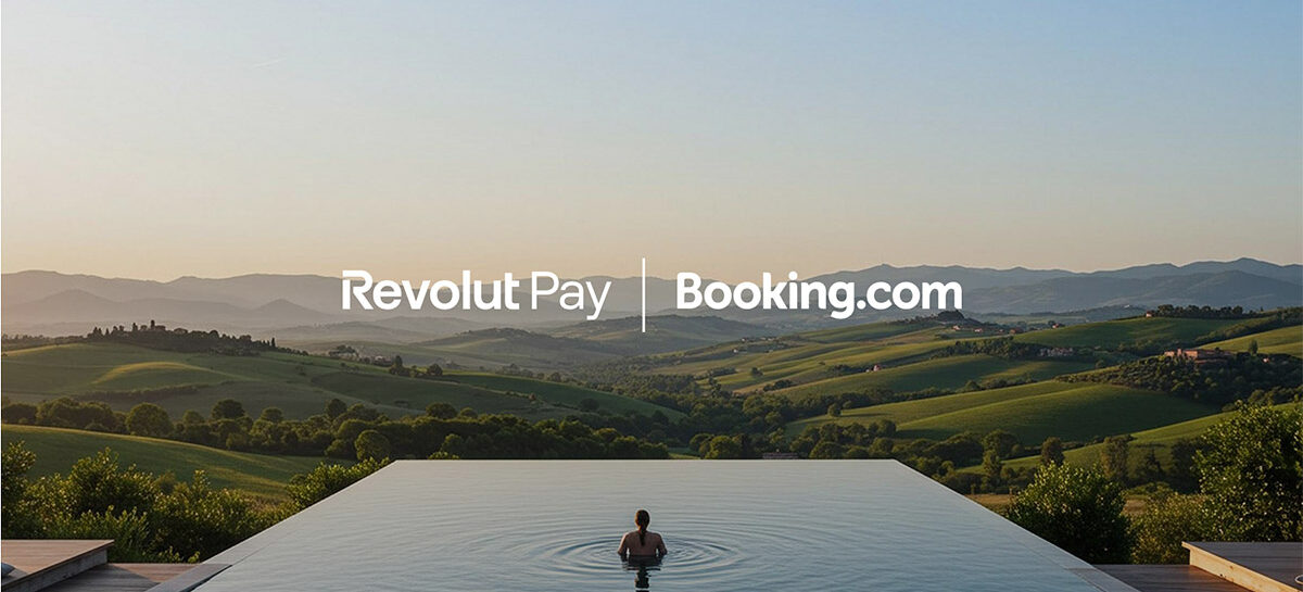 Booking, ora si paga anche con Revolut