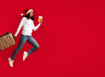 Natale, gli italiani spenderanno di più: lo dice Mastercard