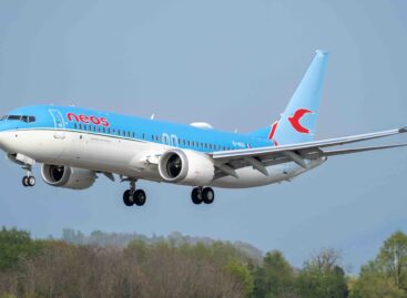 Neos, riparte e raddoppia il volo Bari-New York