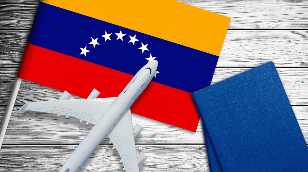 Il Venezuela revoca i permessi di volo. Iata si oppone