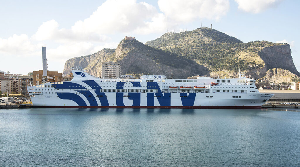 GNV Splendid_uff.st.