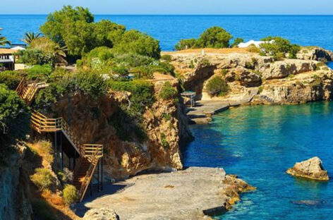 Lot, rotta sulla greca Heraklion