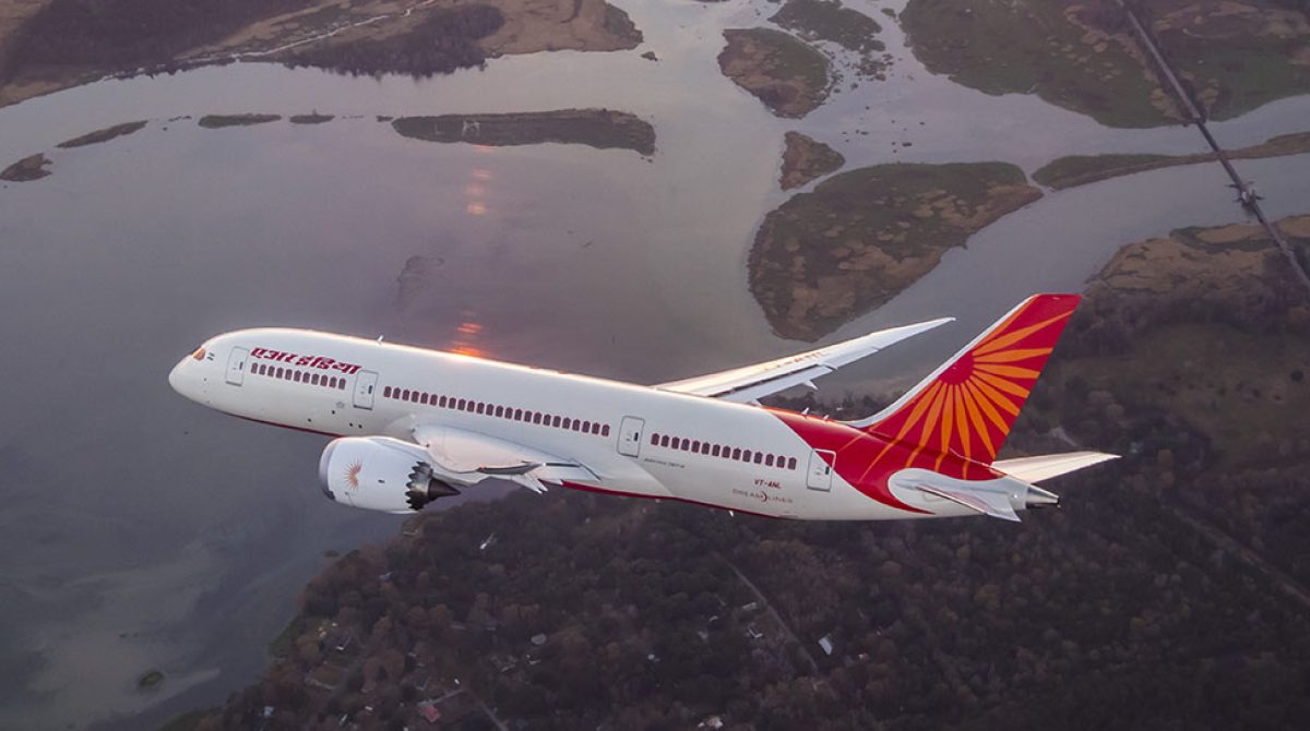 Schianto Air India: problemi all’alimentazione, controlli sui B787