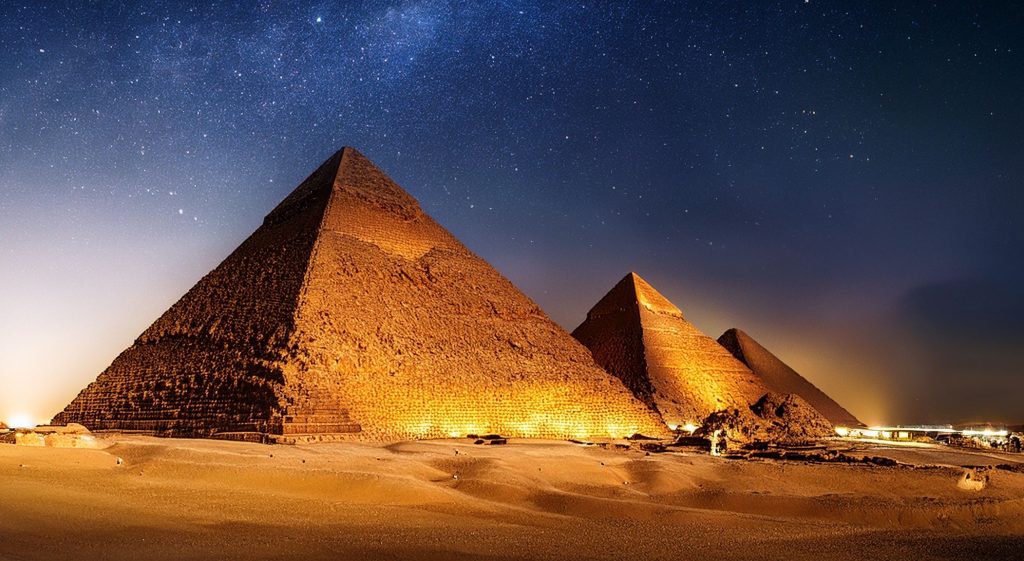 egitto piramidi giza cairo stargazing adobe
