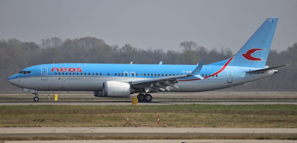 737-8 Max Neos da uff st