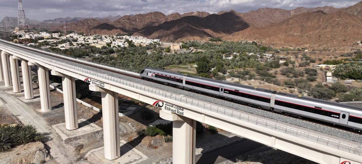 Abu Dhabi-Dubai in un’ora con i treni veloci Etihad Rail