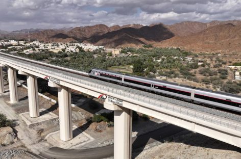 Abu Dhabi-Dubai in un’ora con i treni veloci Etihad Rail