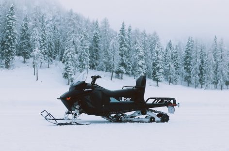 Giochi, a Cortina gratis in monoslitta con Uber Snowmobile