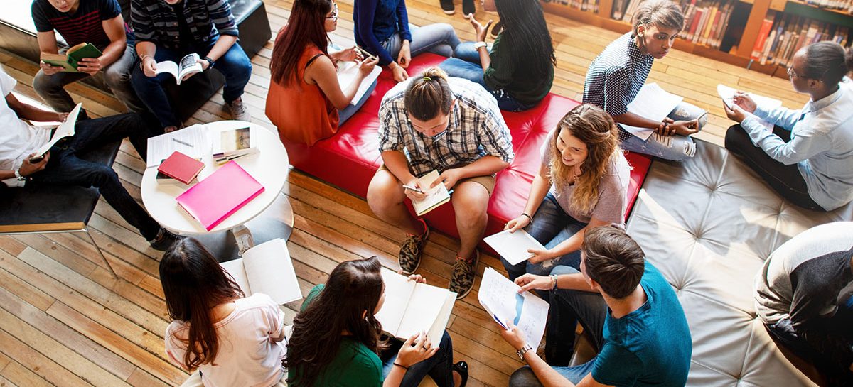 Alice nel paese dei viaggi studio