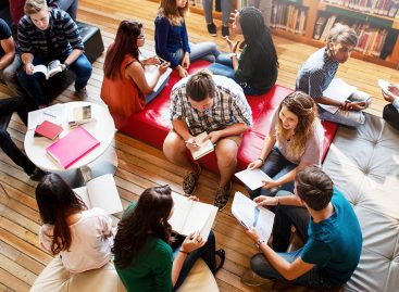 Alice nel paese dei viaggi studio