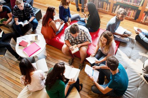 Alice nel paese dei viaggi studio