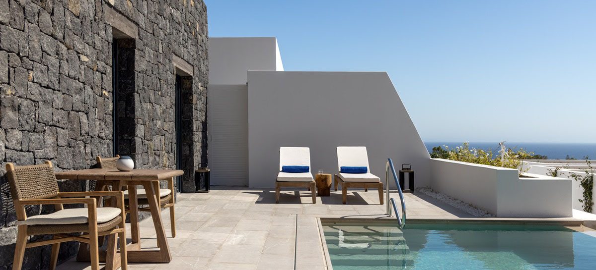 Riapre Sandblu Santorini, debutto greco per il lusso targato Hilton