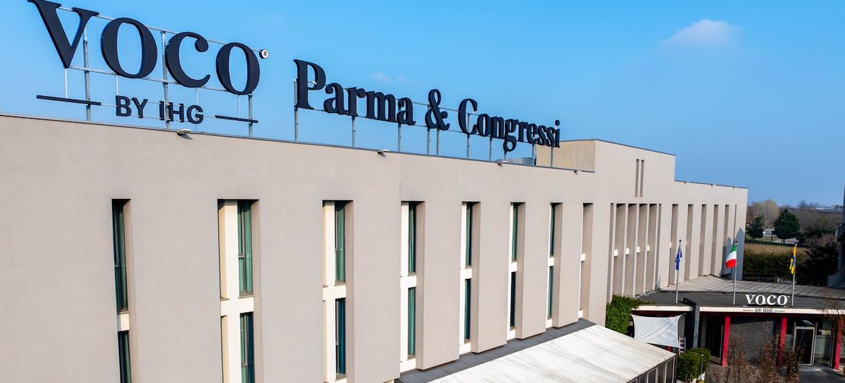 Le insegne voco by Ihg sull’hotel Parma & Congressi