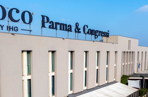 Le insegne voco by Ihg sull’hotel Parma & Congressi