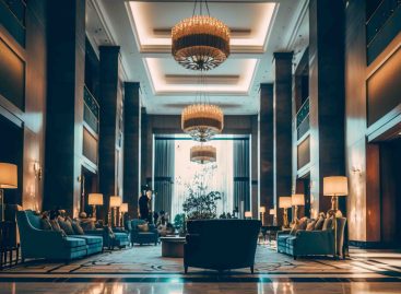 Alberghi, spinta premium e long haul: l’analisi del Pambianco Summit