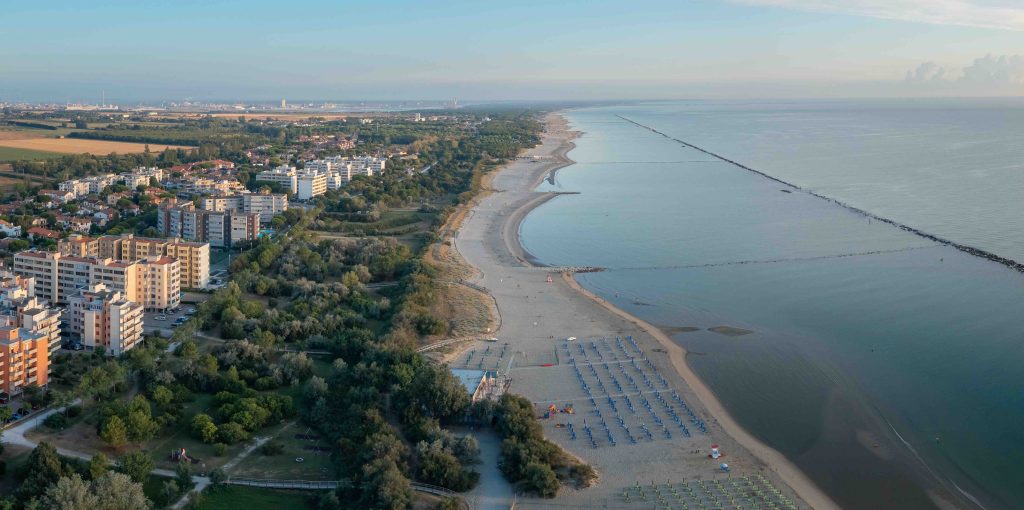 lido adriano ravenna costa emilia romagna adobe