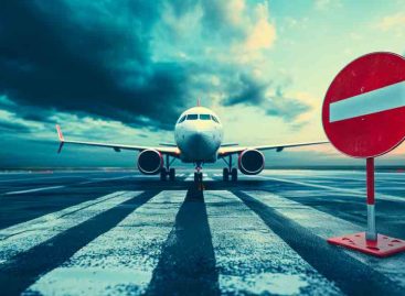 Guerra, il caso dei 100mila <br>turisti fai-da-te bloccati