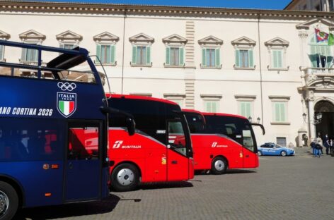 Busitalia sale al Colle con gli olimpionici azzurri