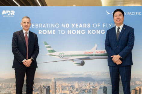 Cathay festeggia a Fiumicino 40 anni di voli dall’Italia