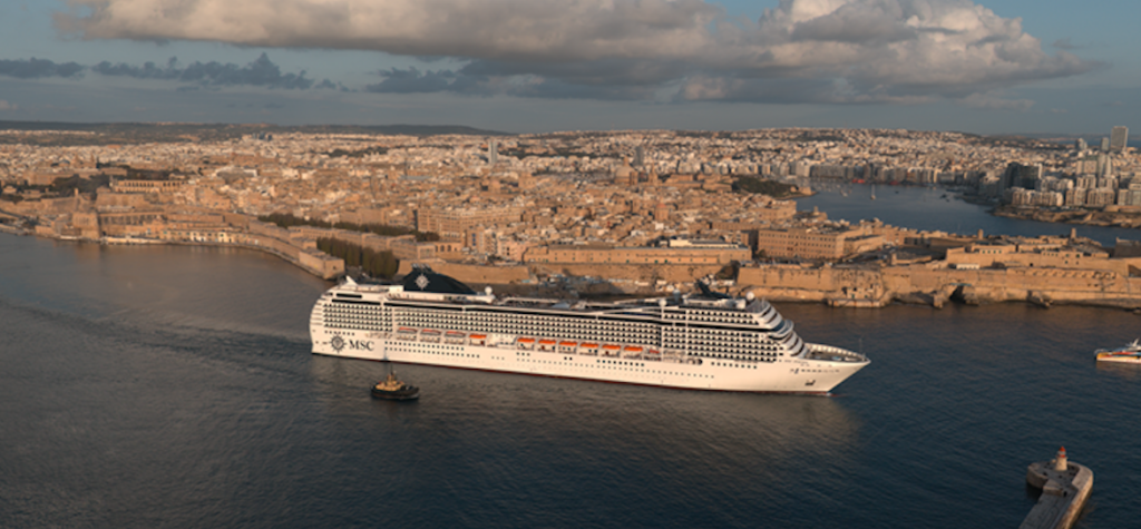 Msc Poesia - Leaving Malta Shipyard uff. stampa