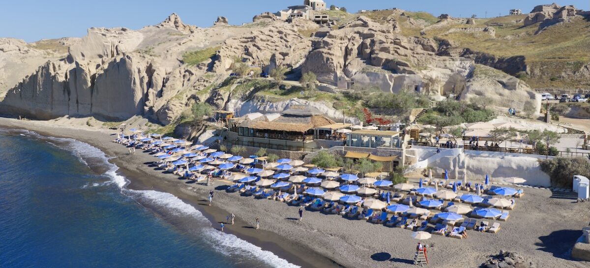 Royal Caribbean ha inaugurato il Beach Club Santorini