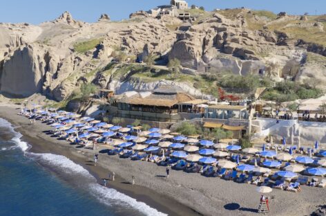 Royal Caribbean ha inaugurato il Beach Club Santorini