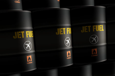 Voli, Ue: «Il jet fuel c’è. <br>Chi cancella rimborsi»