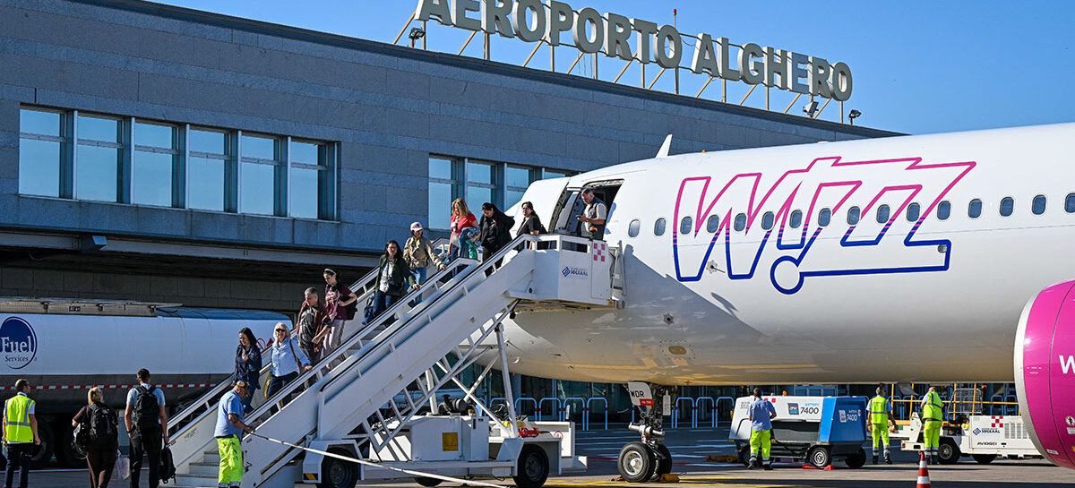 Wizz Air, nuovo volo tra Alghero e Tirana