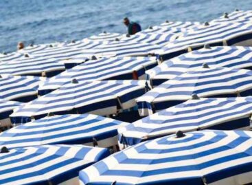 Grecia, ombrelloni vietati su 251 spiagge