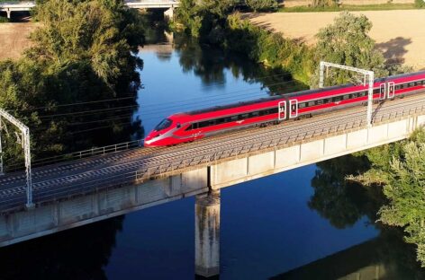 Trenitalia, accordo con la Ccic per lo sviluppo del brand in Cina