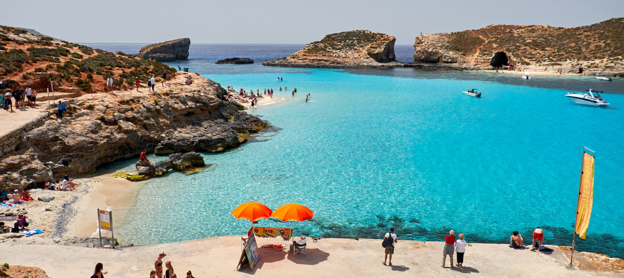 Blue lagoon Malta da adobe