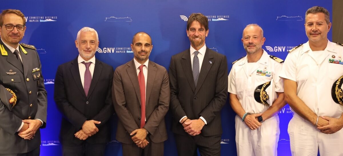 Gnv apre uffici e biglietteria a Napoli